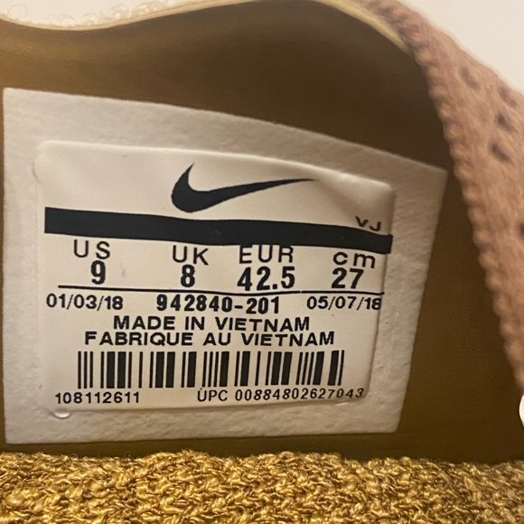 Nike Free RN Motion Flynit 2018 Golden Beige Women’s 10.5 Men’s 9 Athletic Shoe - Picture 14 of 14